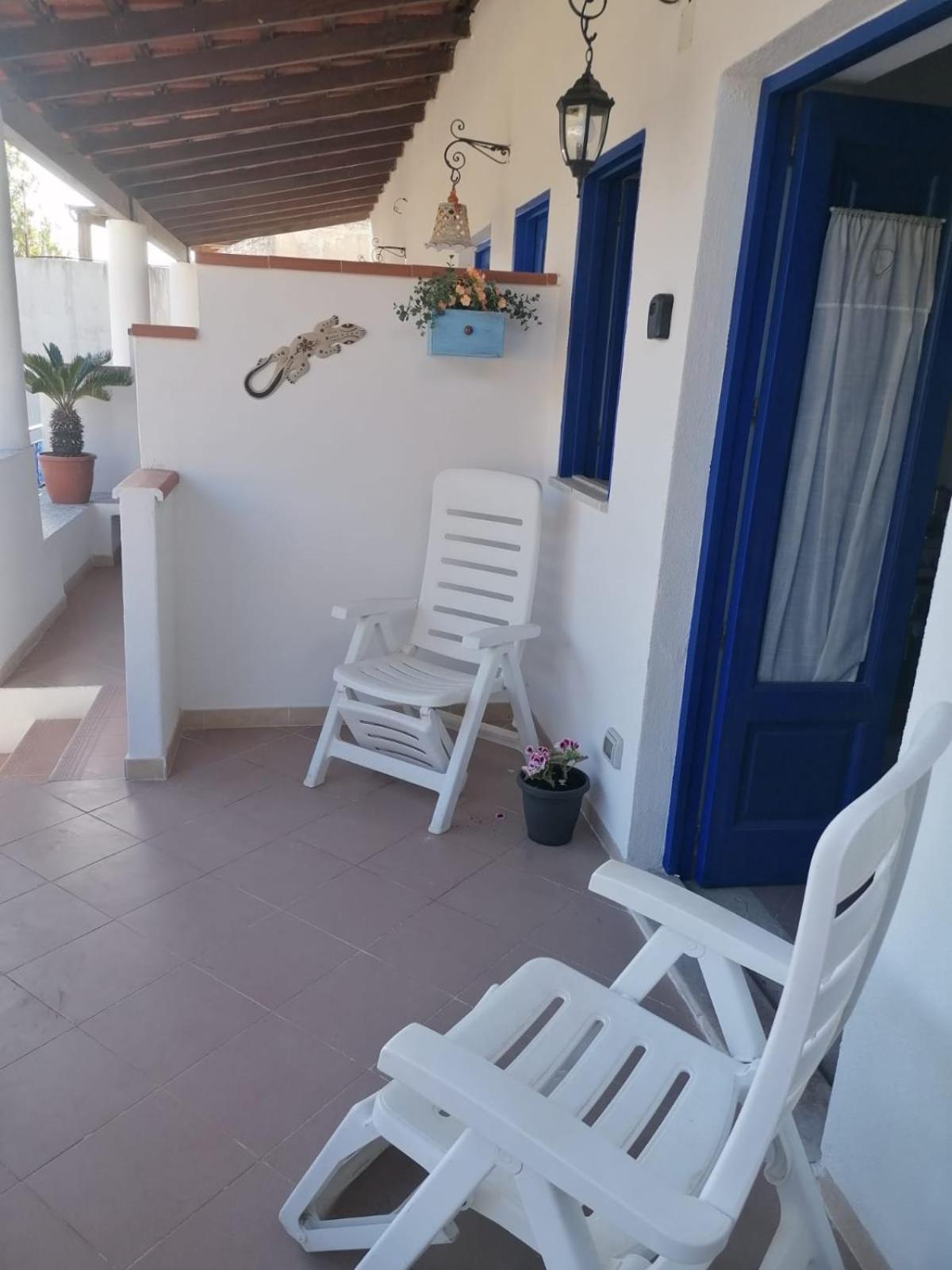 Casa Gambale Al Porto * Vulcano (Isola)